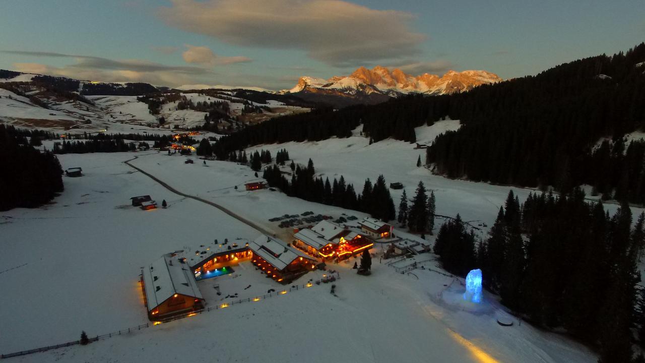 Dolomites Living Hotel Tirler Alpe Di Siusi Esterno foto