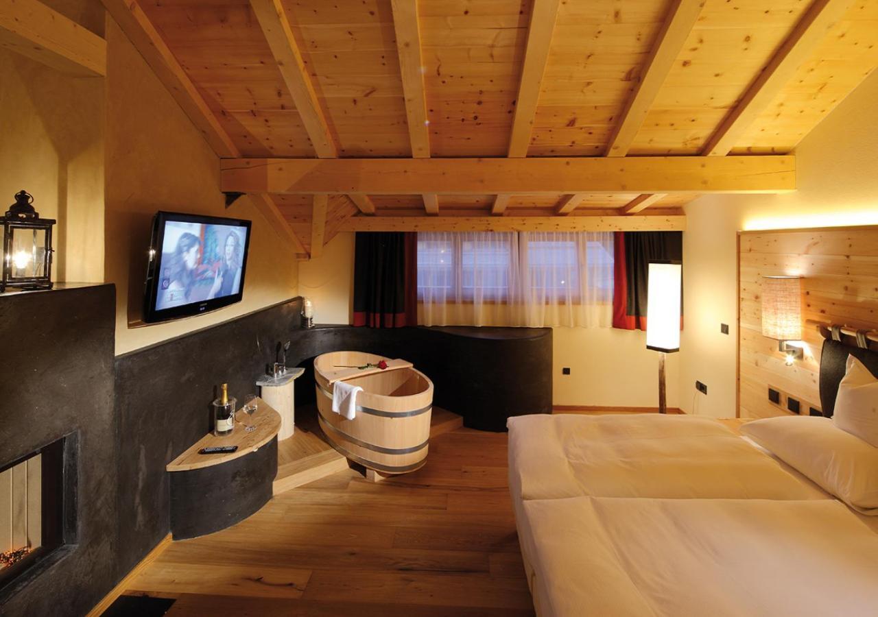 Dolomites Living Hotel Tirler Alpe Di Siusi Esterno foto